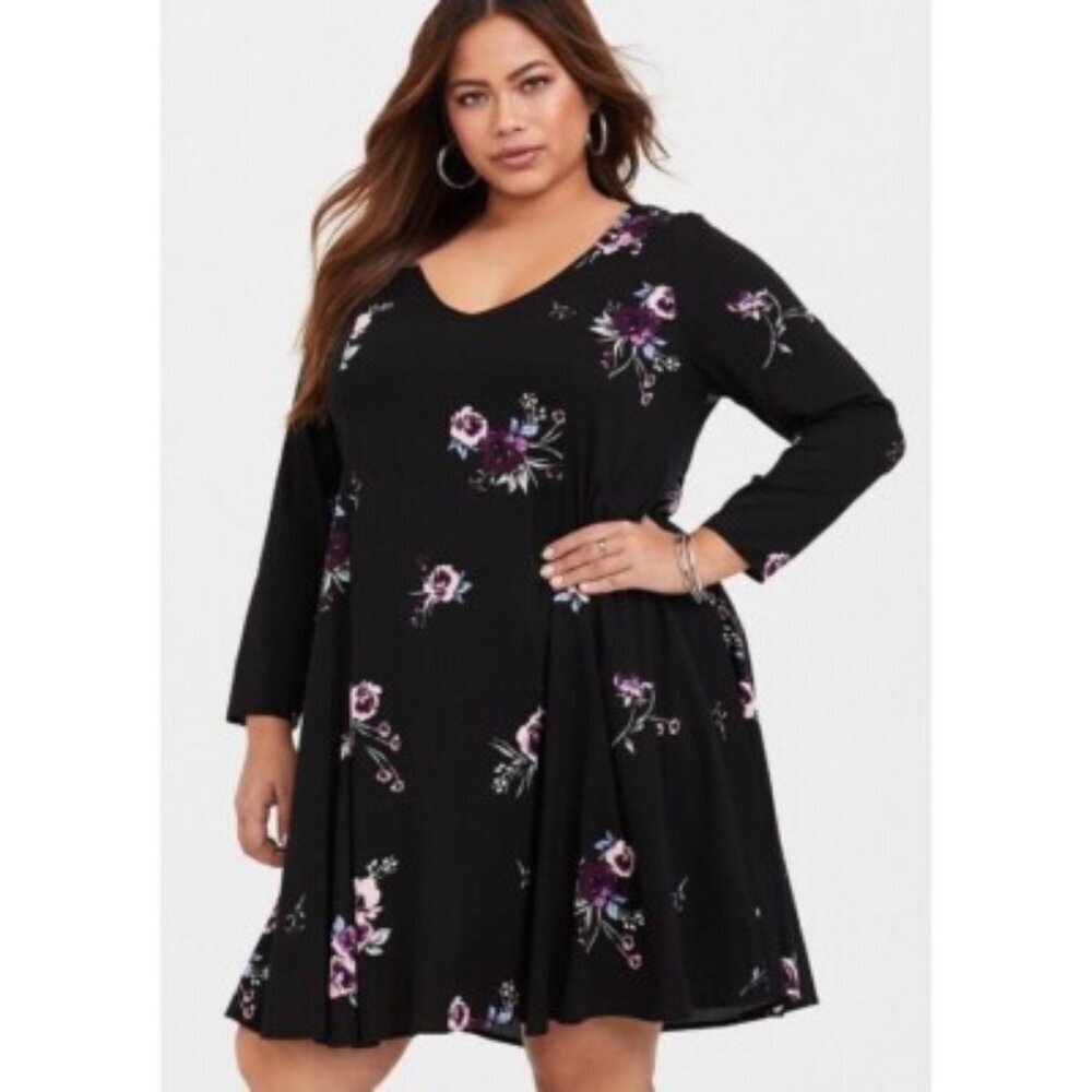 Torrid Black Floral Mini Challis Trapeze Dress in Size 0 (Large/12)